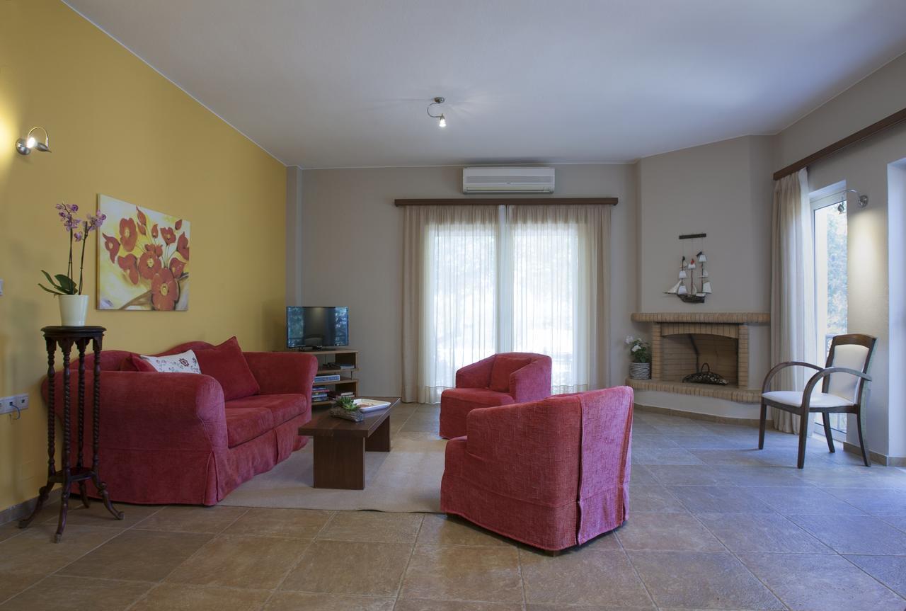 Istron Maisonettes With Private Pool Bagian luar foto